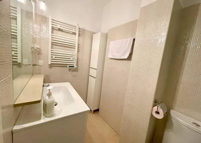 Geysotur Capuchinas Parking Gratis *