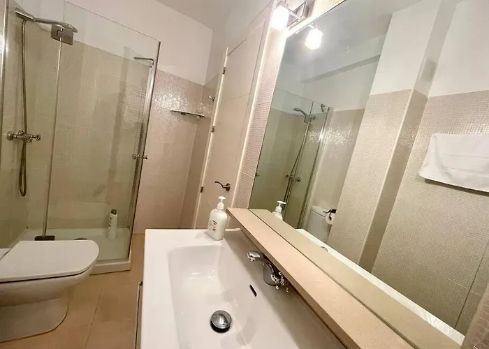 Geysotur Capuchinas Parking Gratis *